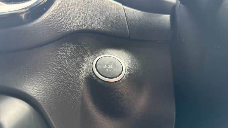 Volvo Xc40 2.0 B4P R DESIGN Pro 5dr Auto Petrol Estate